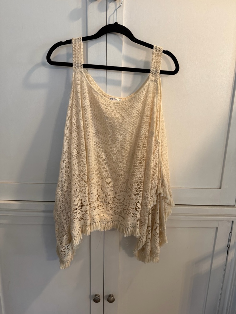 VENUS Cream Crochet Fringe Tank